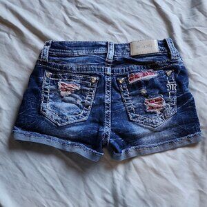 Miss Me distressed shorts